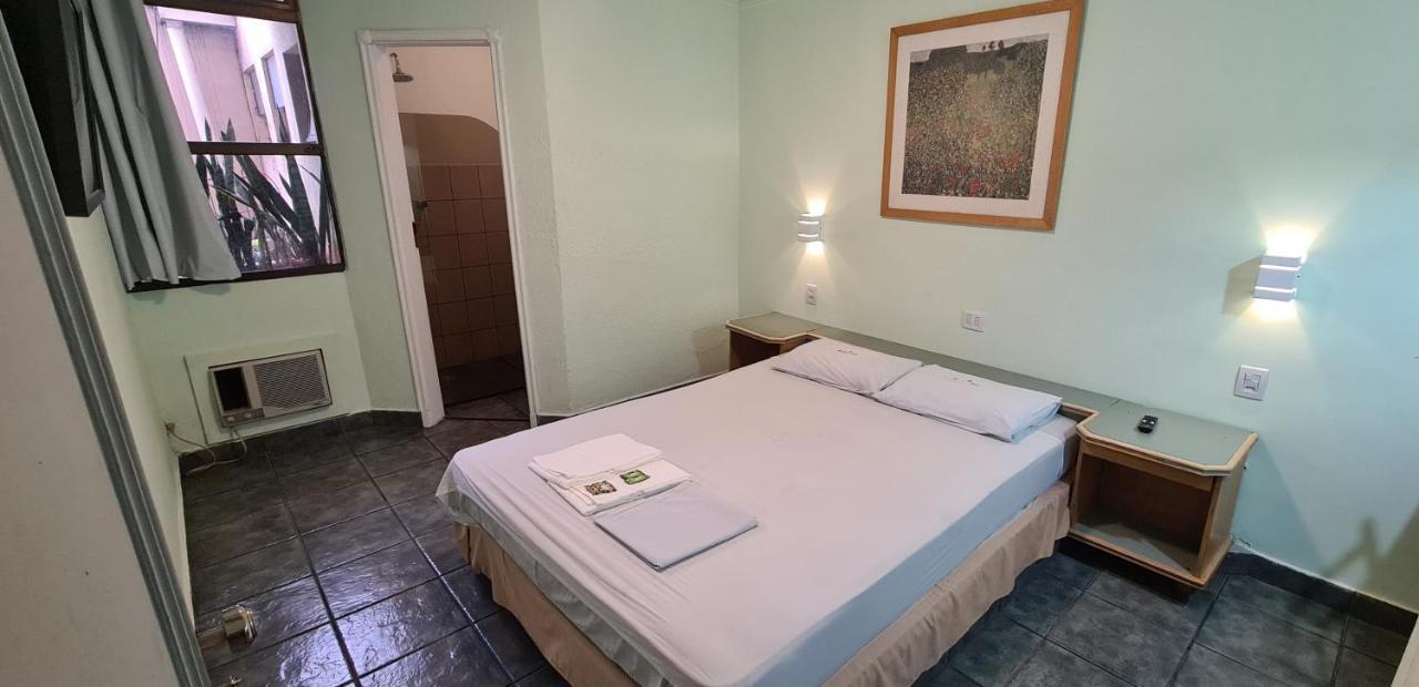 Giardino Hotel Itaquaquecetuba Luaran gambar